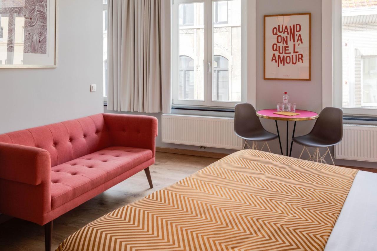 Belle De Nuit Homestay *