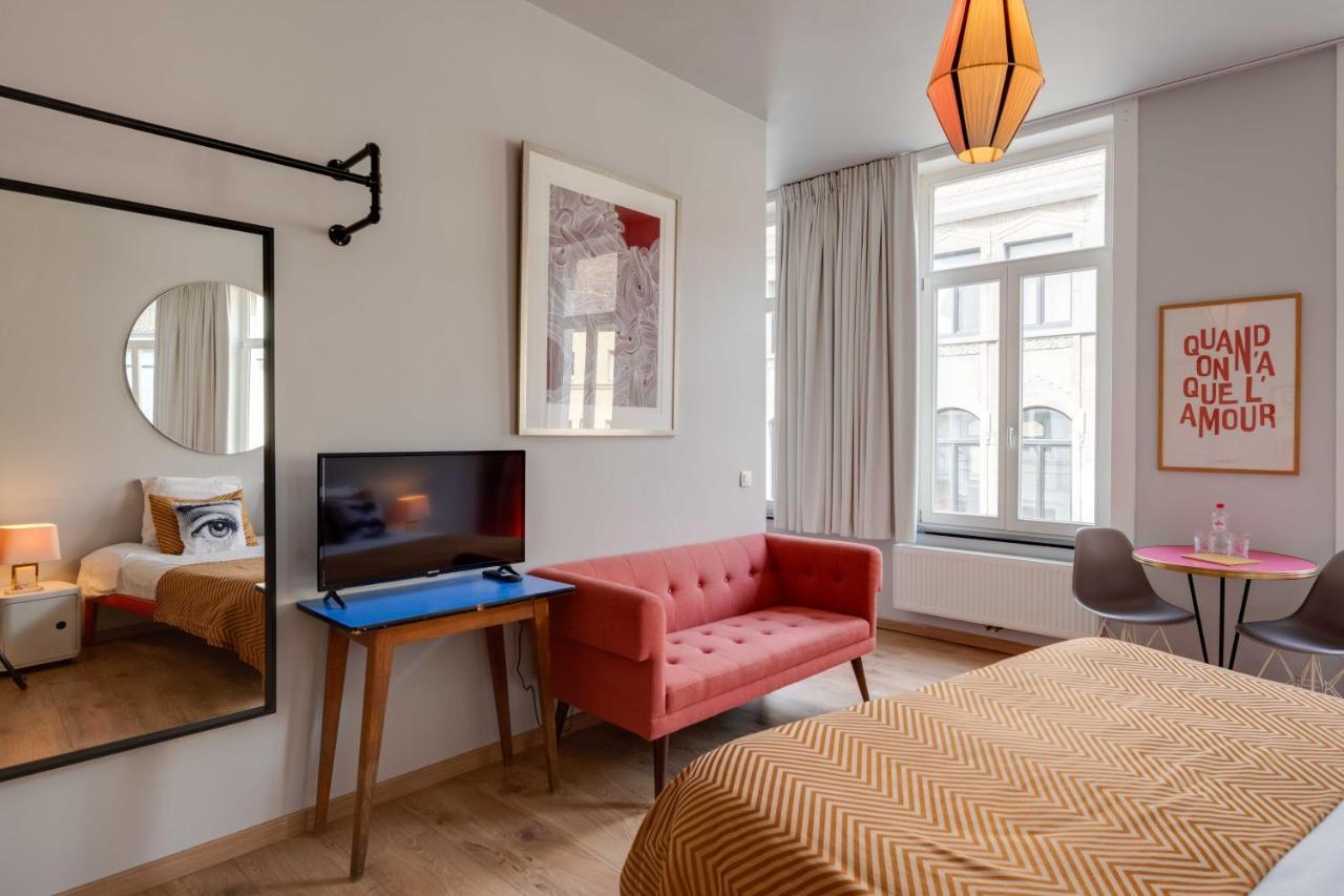 Belle De Nuit Homestay *